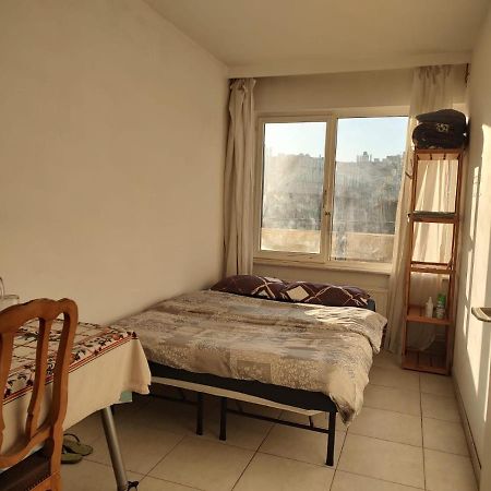 Private Room In An Appartment -Near To Brussel Central With Lift - Not A Hotel מראה חיצוני תמונה